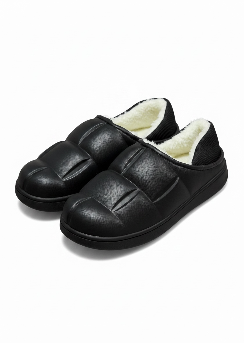 Unisex CloudComfort Puffer Slippers – Fleece Lined Indoor and Outdoor shoes.